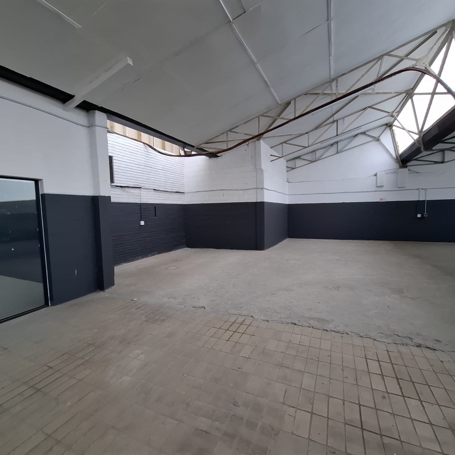 To Let commercial Property for Rent in Peerless Park East Western Cape
